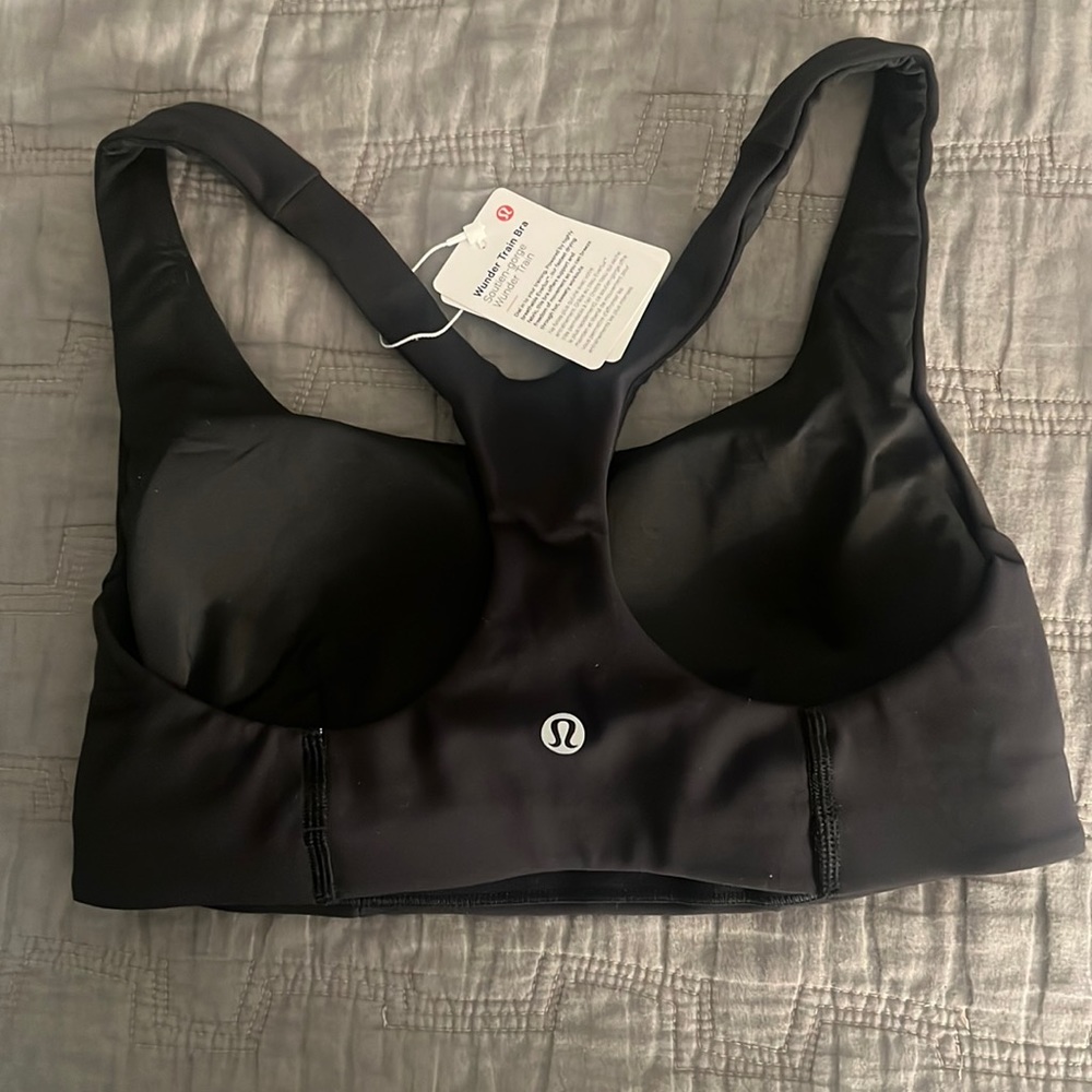 Lululemon racer back bra SIZE: 6